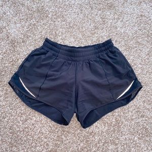 Lululemon Hotty Hot shorts